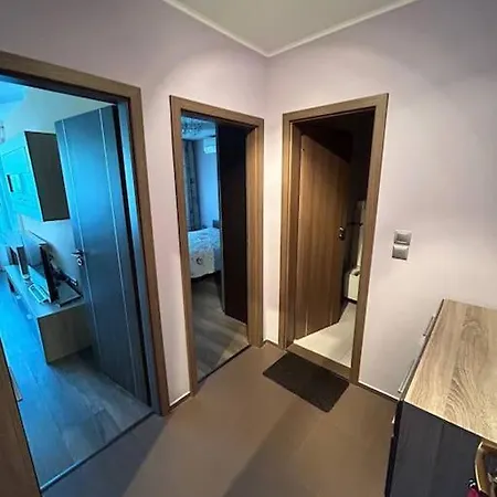 Sunny Luxury * Slăntjev Brjag
